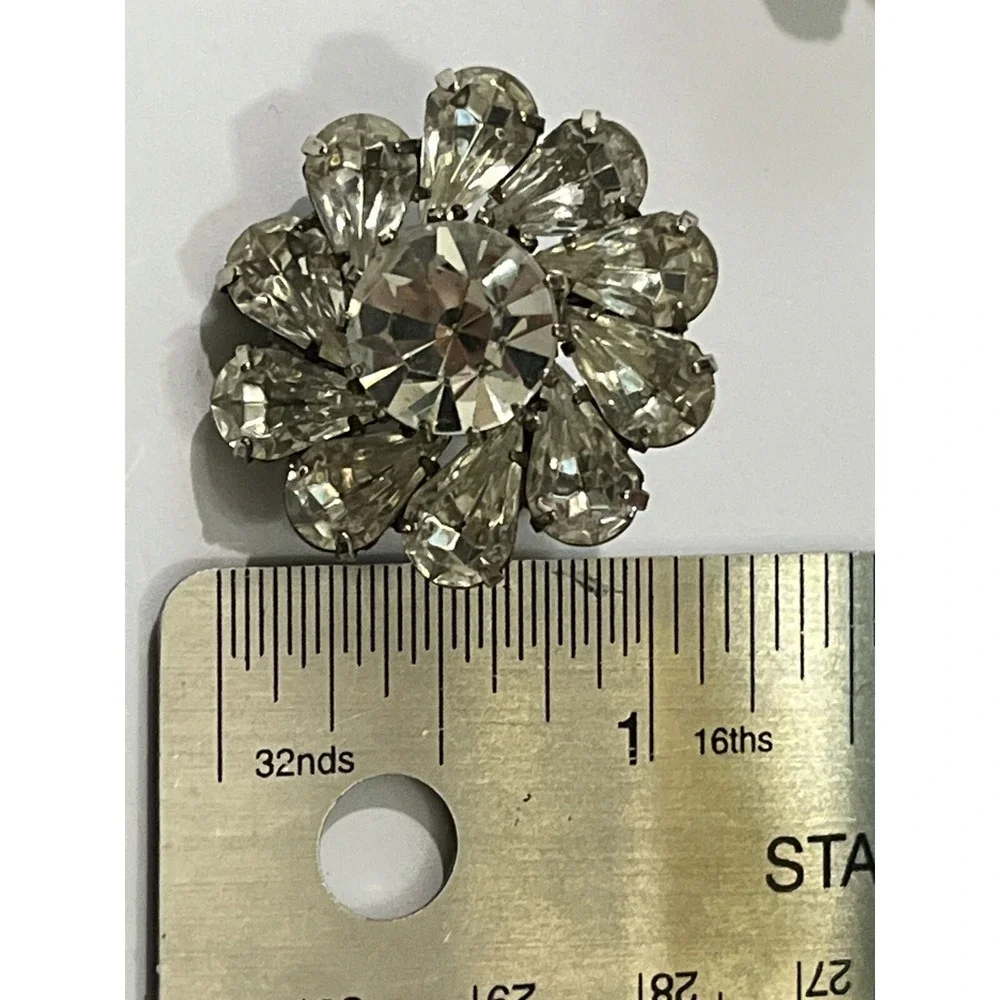 Vintage Rhinestones Clip On Earrings Jewelry Dressy Ice Classic Flowers Circles‎